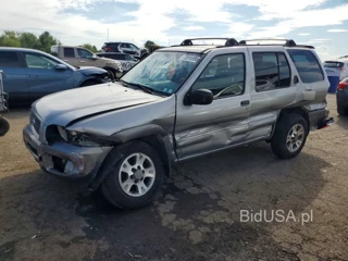 NISSAN PATHFINDER SE