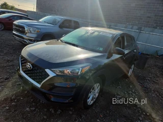 HYUNDAI TUCSON SE