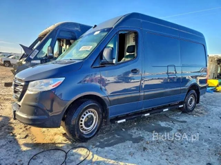 MERCEDES-BENZ SPRINTER 2500/3500