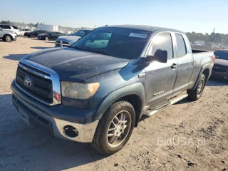 TOYOTA TUNDRA DOUBLE CAB SR5