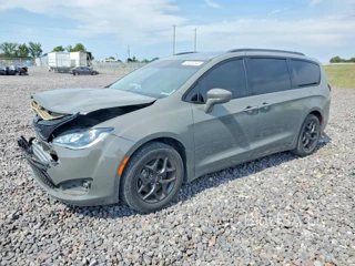 CHRYSLER PACIFICA TOURING L PLUS