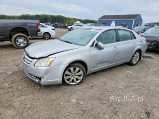 TOYOTA AVALON XLS