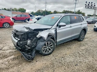VOLKSWAGEN TIGUAN S