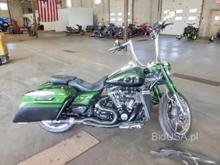 HARLEY-DAVIDSON FLHRSE4 CVO