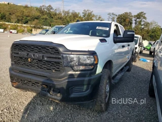 RAM 2500 TRADESMAN