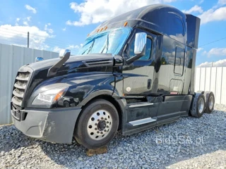 FREIGHTLINER CASCADIA 126