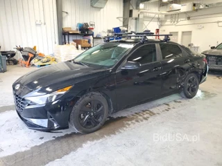 HYUNDAI ELANTRA 4D