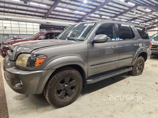 TOYOTA SEQUOIA SR5
