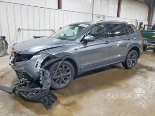 VOLKSWAGEN TIGUAN SE
