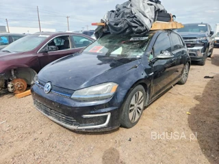 VOLKSWAGEN E-GOLF SEL PREMIUM