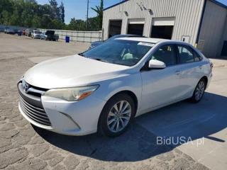 TOYOTA CAMRY HYBRID XLE