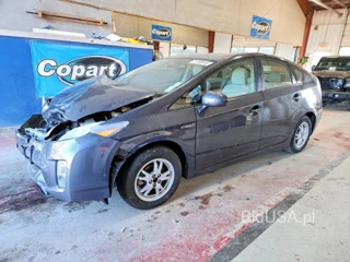 TOYOTA PRIUS THREE