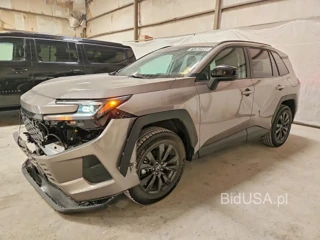 TOYOTA RAV4 XLE PREMIUM