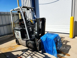 UNICARIERS FORKLIFT