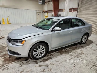 VOLKSWAGEN JETTA SE