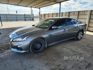 NISSAN ALTIMA S