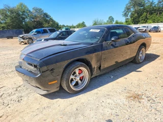 DODGE CHALLENGER SE