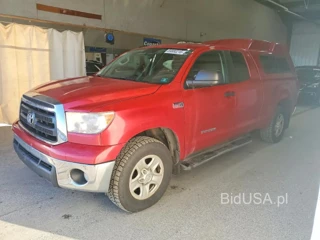 TOYOTA TUNDRA DOUBLE CAB SR5