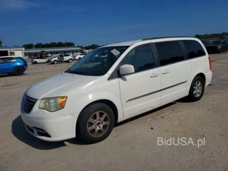 CHRYSLER TOWN & COUNTRY TOURING