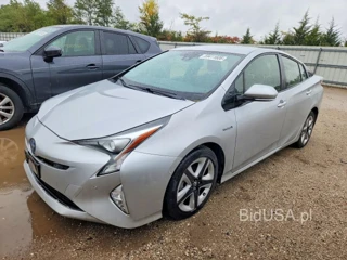 TOYOTA PRIUS THREE TOURING