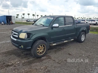 TOYOTA TUNDRA DOUBLE CAB SR5