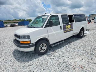 CHEVROLET EXPRESS G3500 LT