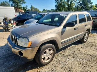 JEEP GRAND CHEROKEE LAREDO