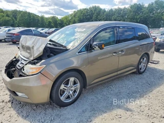 HONDA ODYSSEY TOURING