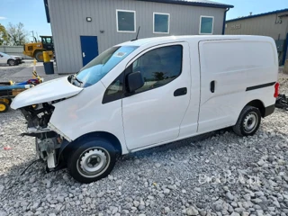 NISSAN NV200