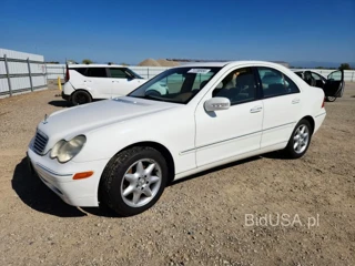 MERCEDES-BENZ C 240