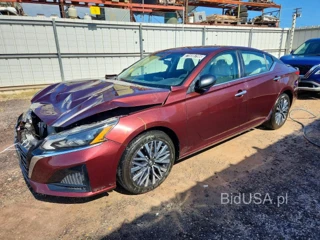 NISSAN ALTIMA SV
