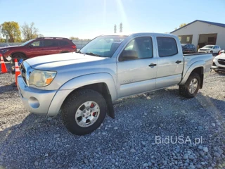 TOYOTA TACOMA V6