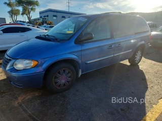 CHRYSLER TOWN & COUNTRY TOURING