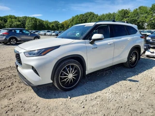 TOYOTA HIGHLANDER HYBRID PLATINUM
