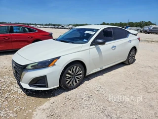 NISSAN ALTIMA SV