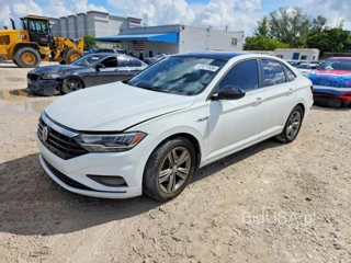 VOLKSWAGEN JETTA S