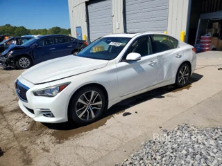 INFINITI Q50 PREMIUM
