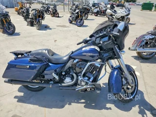 HARLEY-DAVIDSON FLHX STREET GLIDE