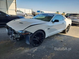 FORD MUSTANG GT