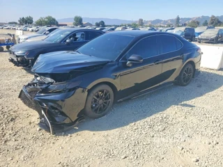 TOYOTA CAMRY SE