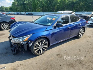 NISSAN ALTIMA SR