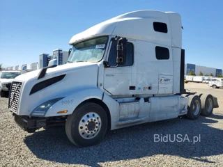 VOLVO VNL