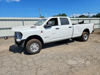 RAM 2500 TRADESMAN