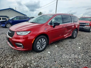 CHRYSLER PACIFICA HYBRID SELECT