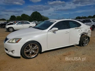 LEXUS IS 250 BASE