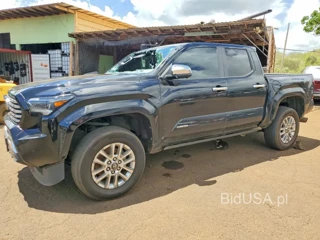 TOYOTA TACOMA SR5