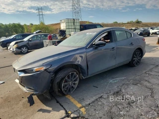 MAZDA 3 PREFERRED