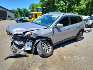 JEEP CHEROKEE LATITUDE PLUS