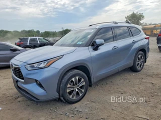 TOYOTA HIGHLANDER XLE