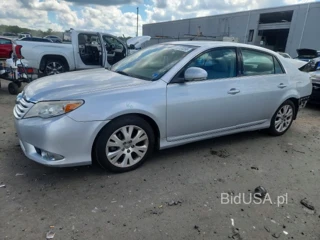 TOYOTA AVALON BASE